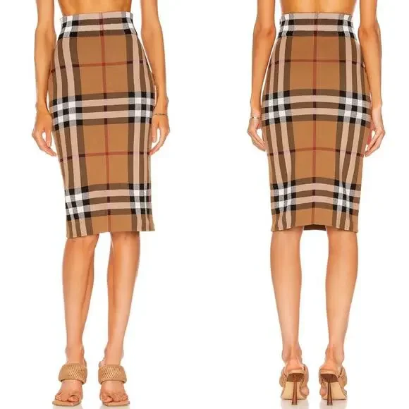 Burberry Kammie Check Pencil Skirt in Birch Brown - Picture 6 of 17